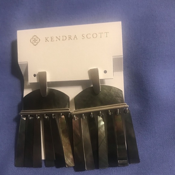 Kendra Scott Layne Black Mother of Pearl Dangles - Picture 2 of 3